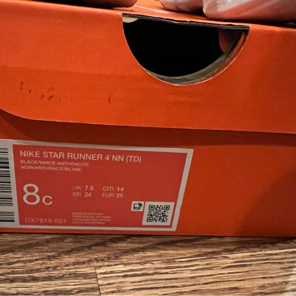 Nike Sneakers - great shape - Picture 5 of 7